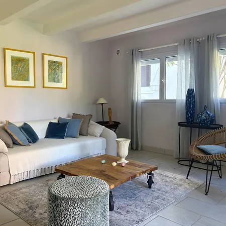 בית נופש Maison Duplex Climatisee Avec Jardin -