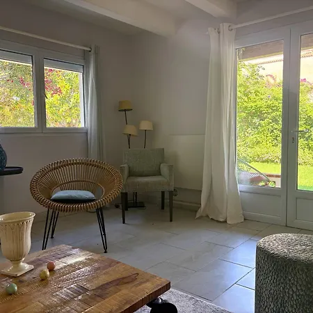 Maison Duplex Climatisée Avec Jardin - Hébergement de vacances