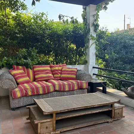 Maison Duplex Climatisee Avec Jardin - *