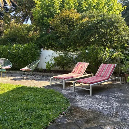 Hébergement de vacances Maison Duplex Climatisée Avec Jardin -